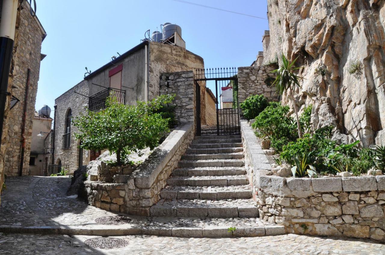 Villetta In Centro Storico Caccamo المظهر الخارجي الصورة